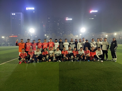 集团机关与天博游戏平台基地管委会举行职工足球友谊赛